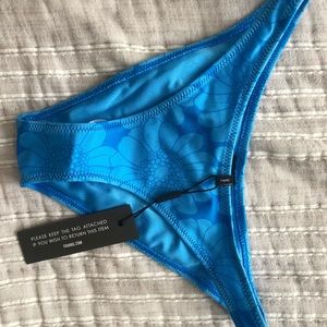 Triangl Ocean Floral Bottoms NWT